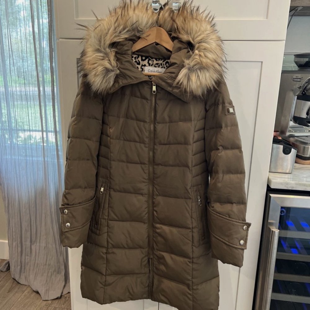 Calvin Klein Down filled FAUX FUR HOOD Coat XS
